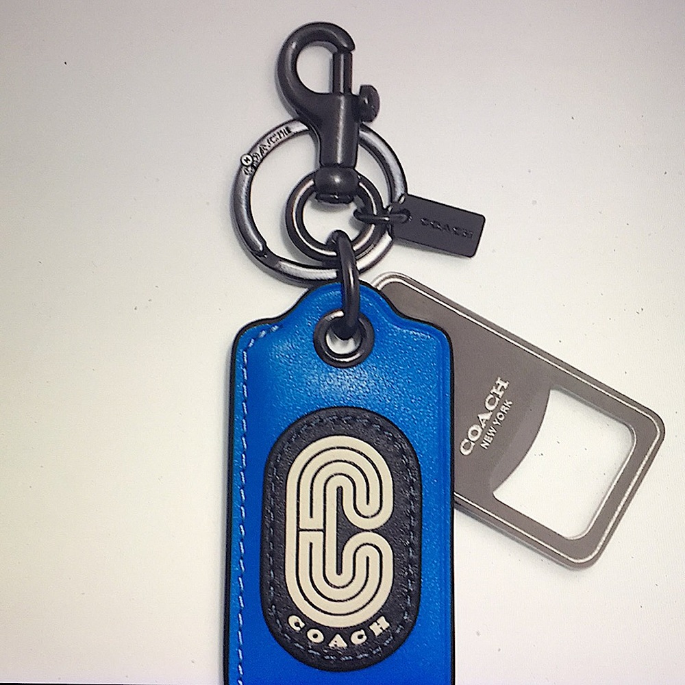 (UNISEX) COACH - BOTTLE OPENER KEY FOB (NWT) - Picture 6 of 11